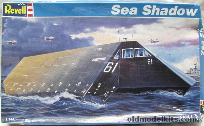 Revell 1/144 US Navy Sea Shadow Stealth Ship, 5107 plastic model kit